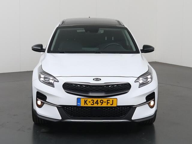 KIA Xceed 1.6 GDi PHEV ExecutiveLine | Trekhaak | Panoramadak | Lederen Bekleding | Stoelventilatie | Elektrisch verstelb. bestuurdersstoel met geheugen | Stoel/Stuurwielverwarming