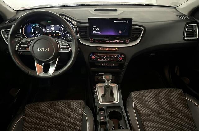 KIA Xceed 1.6 GDi PHEV DynamicPlusLine | Schuifdak, 10 jaar garantie, Dealer onderhouden, 1e eigenaar, Parkeersensoren V+A, 18 inch velgen!