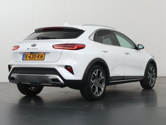 KIA Xceed 1.0 T-GDi DynamicPlusLine | Navigatiesysteem | Stoel/Stuurwielverwarming | Parkeercamera | Climate control | Apple/Android CarPlay |