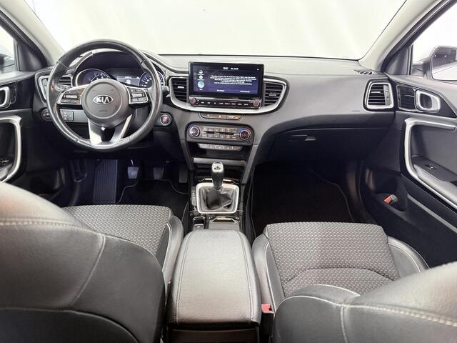 KIA Xceed 1.0 T-GDi DynamicPlusLine | Navigatiesysteem | Stoel/Stuurwielverwarming | Parkeercamera | Climate control | Apple/Android CarPlay |