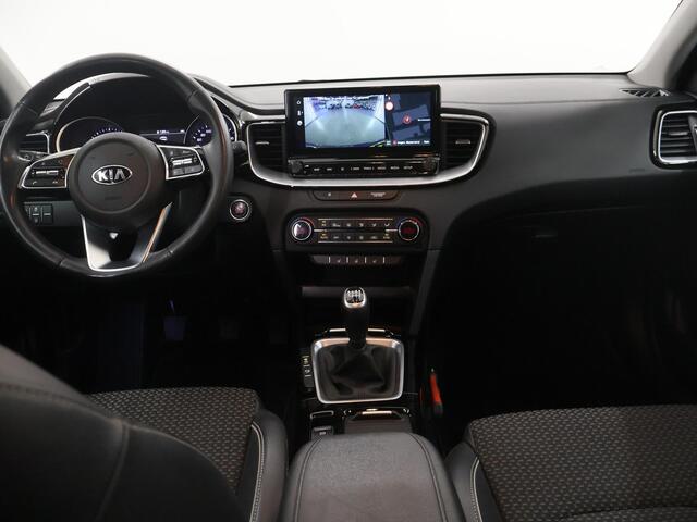 KIA Xceed 1.0 T-GDi DynamicPlusLine | Navigatiesysteem | Stoel/Stuurwielverwarming | Parkeercamera | Climate control | Apple/Android CarPlay |
