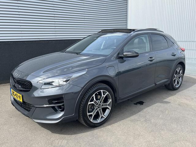 KIA Xceed 1.6 GDi PHEV ExecutiveLine Trekhaak, Schuif/kanteldak, Stoelventilatie, stuur- & stoelverwarming, navigatie Apple CarPlay/Android Auto, dodehoek detectie, Plug-In & automaat!