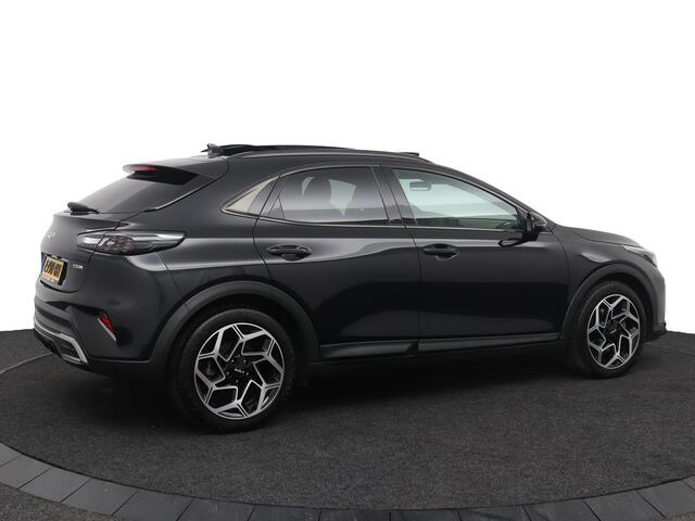 KIA Xceed 1.5 T-GDi GT-Line - Panorama dak - Stoel/Stuur verwarming - Navigatie - Climate Control - Achteruitrijcamera - Elektrische Achterklep - Fabrieksgarantie tot 03-2031