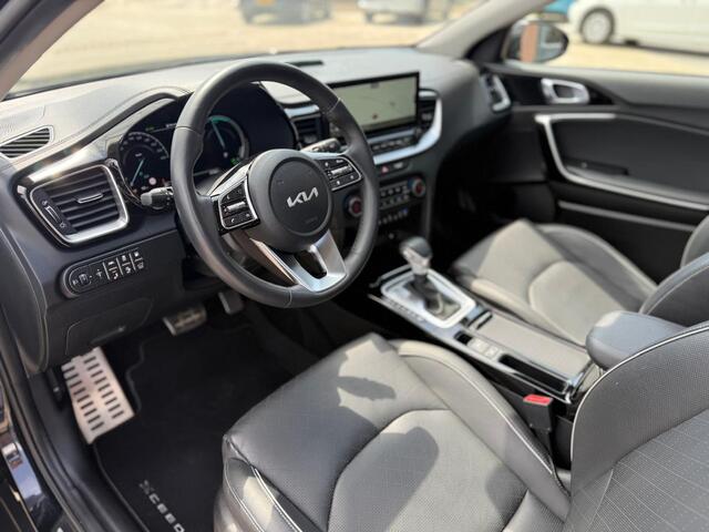 KIA Xceed 1.6 GDi 141PK PHEV ExecutiveLine 1ste Eigenaar Navi | Camera | Panorama | ACC | Memory | Leer