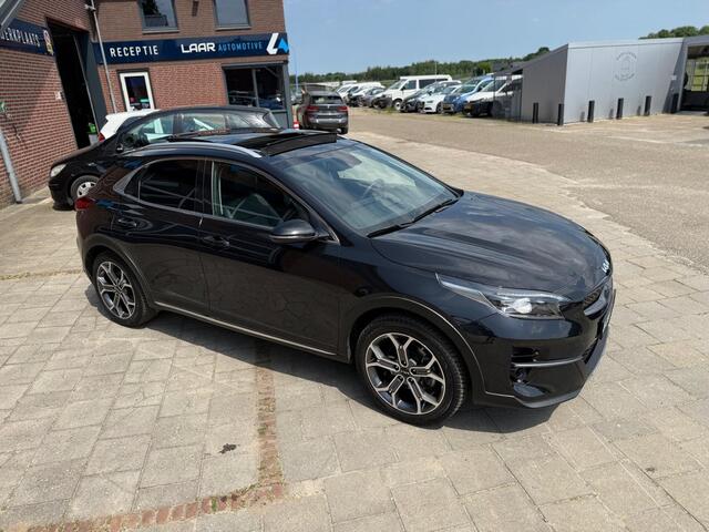 KIA Xceed 1.6 GDi 141PK PHEV ExecutiveLine 1ste Eigenaar Navi | Camera | Panorama | ACC | Memory | Leer