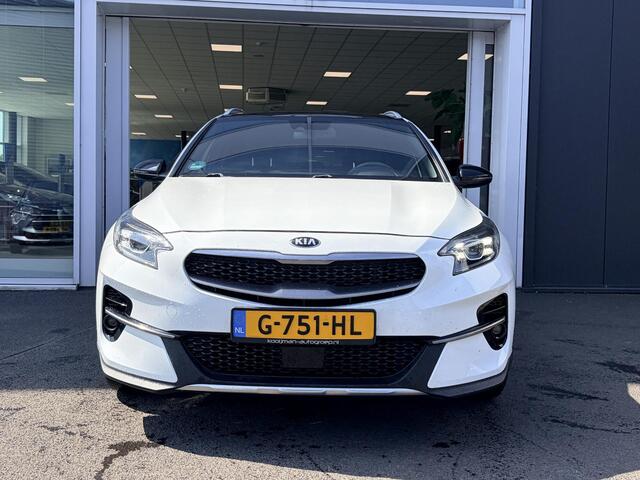 KIA Xceed 1.4 T-GDi DynamicPlusLine | Schuif/kantel dak | Stoel/stuurverwarming | Uniek interieur!! | Trekhaak |