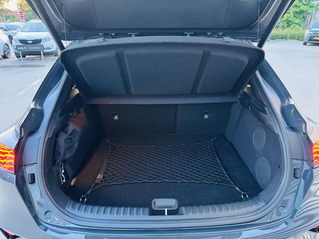 KIA Xceed 1.5 T-GDi GT-PlusLine Trekhaak | Panoramadak | All season banden | 10-2024 !!