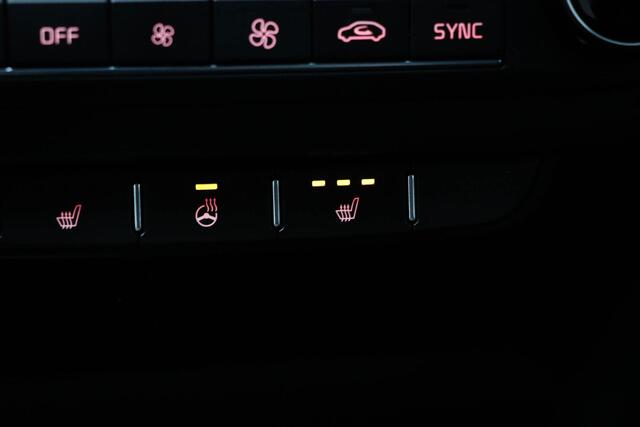 KIA Xceed 1.4 T-GDi DynamicPlusLine | HALF LEDER | STUURVERWARMING | DAB | APPLE | CAMERA | 18"