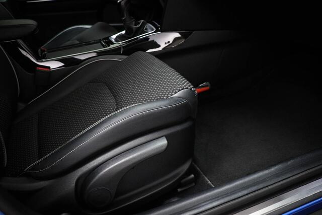 KIA Xceed 1.4 T-GDi DynamicPlusLine | HALF LEDER | STUURVERWARMING | DAB | APPLE | CAMERA | 18"