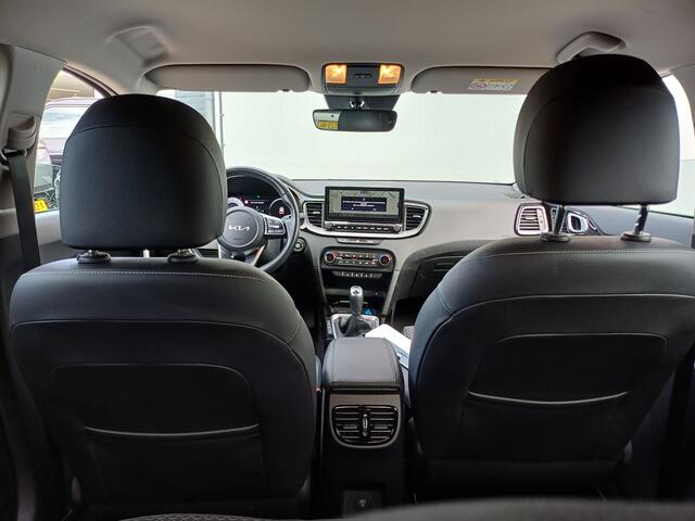KIA Xceed 1.0 T-GDi DynamicPlusLine | STOEL + STUURWIEL VERW. | CAMERA | NAVI | CRUISE | APPLE CARPLAY / ANDROID AUTO | Wij bieden ook financiering mogelijkheden aan.