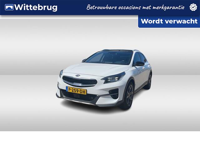 KIA Xceed 1.6 T-GDi DynamicPlusLine / Panoramadak / JBL Audio / Elektrische Achterklep / Digitale Cockpit / Achteruitrijcamera / Stuur + Stoelverwarming