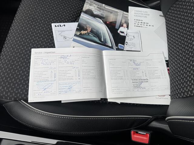 KIA Xceed 1.6 GDi PHEV DynamicPlusLine // KEYLESS // TREKHAAK // HALF LEDER // CAMERA+SENSOREN // STUUR+STOELVERARMING // NAVI+CARPLAY //