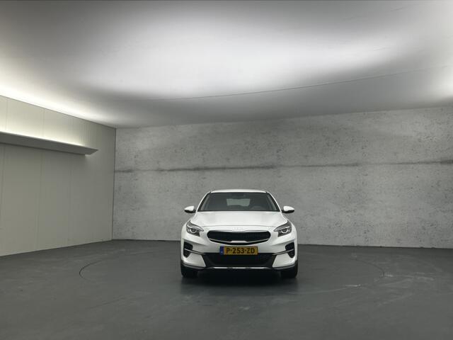 KIA Xceed 1.0 T-GDi DynamicLine | Camera | Half lederen bekleding | LED koplampen