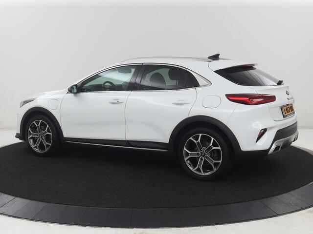 KIA Xceed 1.6 GDi PHEV ExecutiveLine | Panoramadak | Half leder | Stuur/stoel verwarming | Adaptive cruise | Stoelverkoeling | Climate control | Carplay | Camera | Park assist | Virtueel dashboard | PHEV