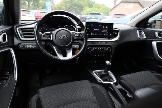 KIA Xceed 1.5 T-GDI MHEV DynamicLine STUUR/STOELVERW. CAMERA CARPLAY DAB CRUISE LANE-ASSIST CLIMA PDC 18''LMV ALL-SEASON!