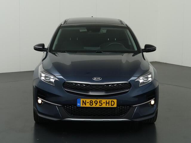KIA Xceed 1.6 GDi PHEV ExecutiveLine | Trekhaak | Panoramadak | Lederen Bekleding | Stoelventilatie | Elektrisch verstelb. bestuurdersstoel met geheugen | Stoel/Stuurwielverwarming
