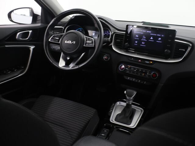 KIA Xceed 1.6 GDi PHEV DynamicLine | Stoel/Stuurverwarming | Parkeercamera | Apple Carplay / Android Auto | Climate control | Cruise Control |