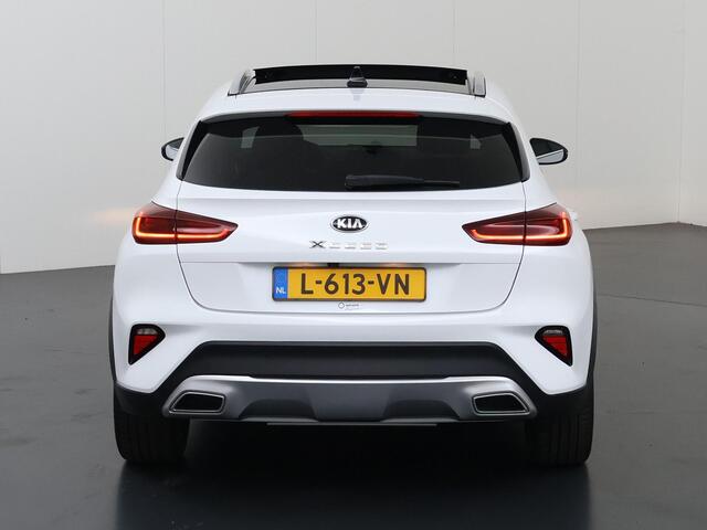 KIA Xceed 1.6 GDi PHEV ExecutiveLine | Panoramadak | Lederen Bekleding | Stoelventilatie | Elektrisch verstelb. bestuurdersstoel met geheugen | Stoel/Stuurwielverwarming
