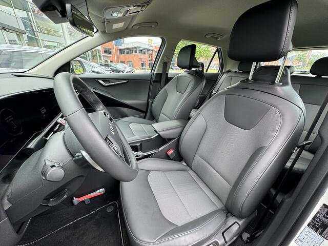 KIA e-Niro EV ComfortLine Edition 65 kWh | Adaptieve Cruise Control | Half Leder | Navigatie | Apple Carplay/Android | Enz...