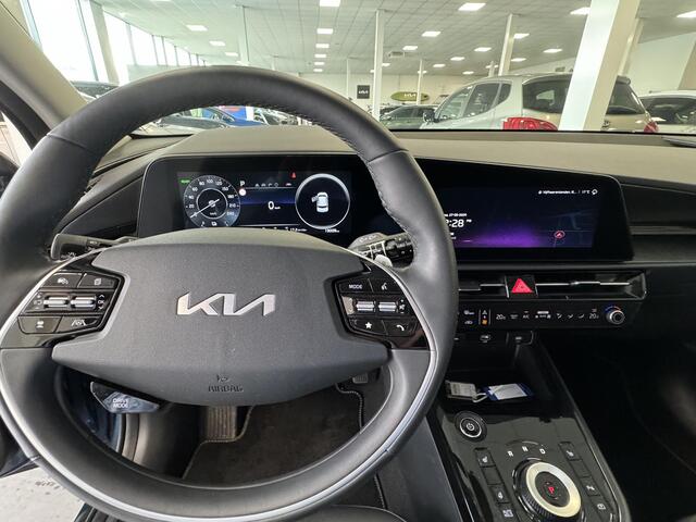 KIA e-Niro EV DynamicPlusLine 64.8 kWh Apple Carplay | Dodehoekdetectie | Schuif/kanteldak | Adaptive cruise control |