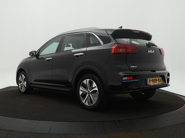 KIA e-Niro DynamicLine 64 kWh 3 Fase * Subsidie voor deze auto beschikbaar * - Cruise Control - Navigatie - Bluetooth telefonie - Fabrieksgarantie tot 04-2029