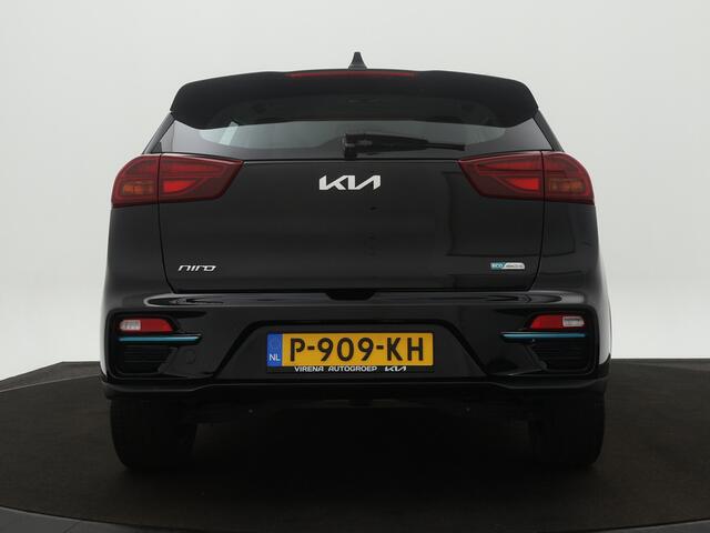 KIA e-Niro DynamicLine 64 kWh 3 Fase * Subsidie voor deze auto beschikbaar * - Cruise Control - Navigatie - Bluetooth telefonie - Fabrieksgarantie tot 04-2029
