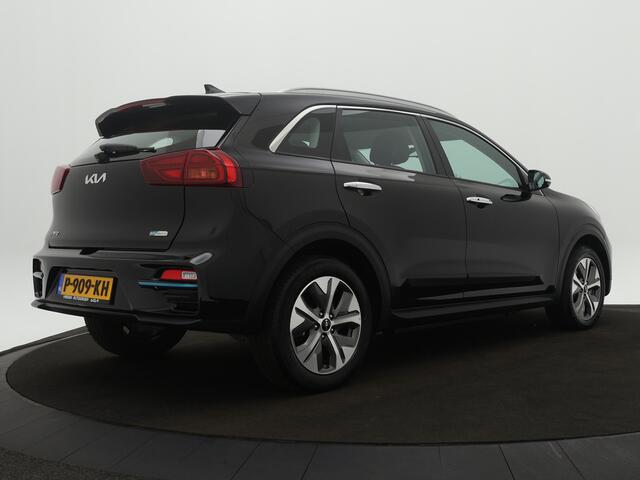 KIA e-Niro DynamicLine 64 kWh 3 Fase * Subsidie voor deze auto beschikbaar * - Cruise Control - Navigatie - Bluetooth telefonie - Fabrieksgarantie tot 04-2029