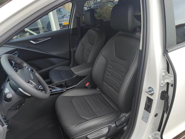 KIA e-Niro EV DynamicPlusLine 64.8 kWh | Direct beschikbaar | Stoel-/stuurverwarming | Schuif-/kanteldak | Head-up display| LED | Clima | Navi | Carplay