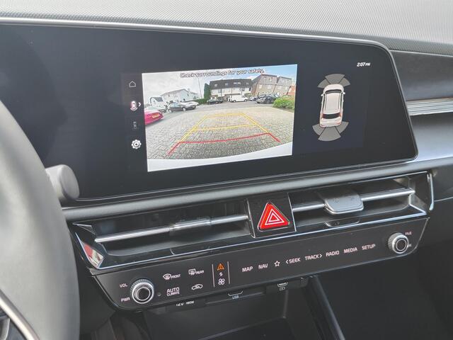 KIA e-Niro EV DynamicPlusLine 64.8 kWh | Direct beschikbaar | Stoel-/stuurverwarming | Schuif-/kanteldak | Head-up display| LED | Clima | Navi | Carplay