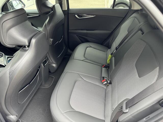 KIA e-Niro EV Light Advanced 64.8 kWh Voorraad Actie | Stoel verwarming | Keyless | Camera