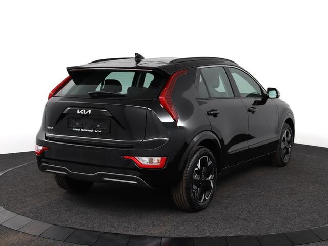 KIA e-Niro EV DynamicLine 64.8 kWh - ¤ 2000,- Subsidie beschikbaar - Navigatie - Apple CarPlay / Android Auto - Adaptieve Cruise Control Direct Leverbaar
