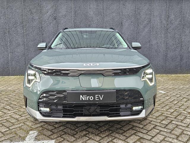 KIA e-Niro EV ExecutiveLine 64.8 kWh | Afneembare trekhaak | 7 jaar garantie | Snel leverbaar uit voorraad | Vehicle-2-Load (V2L) | Bekleding in premium lederlook | Harman Kardon Premium Sound System
