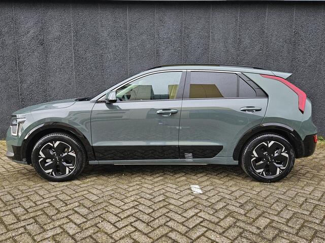 KIA e-Niro EV ExecutiveLine 64.8 kWh | Afneembare trekhaak | 7 jaar garantie | Snel leverbaar uit voorraad | Vehicle-2-Load (V2L) | Bekleding in premium lederlook | Harman Kardon Premium Sound System
