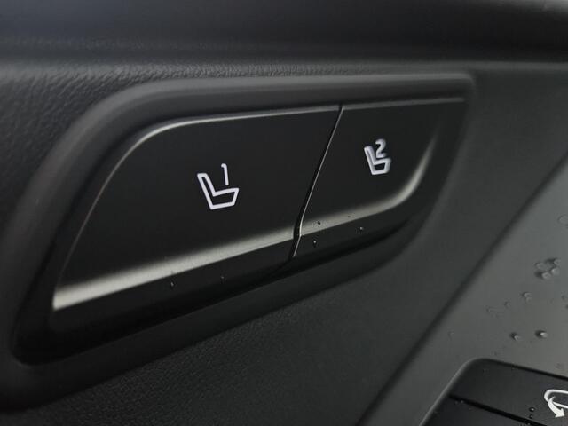 KIA e-Niro EV ExecutiveLine 64.8 kWh | Afneembare trekhaak | 7 jaar garantie | Snel leverbaar uit voorraad | Vehicle-2-Load (V2L) | Bekleding in premium lederlook | Harman Kardon Premium Sound System