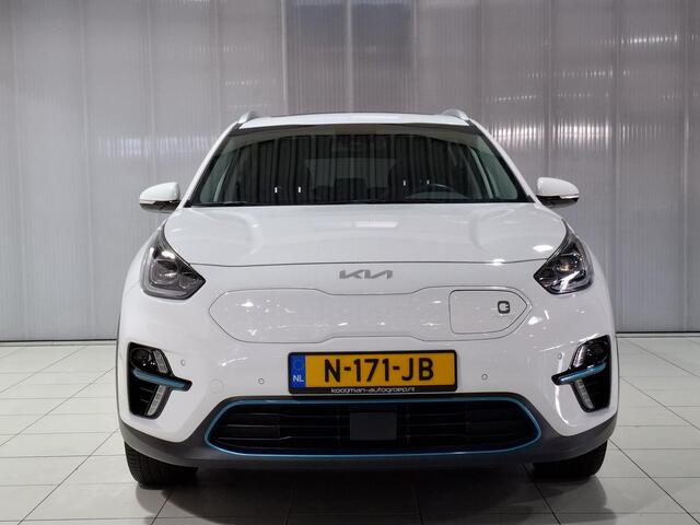 KIA e-Niro ExecutiveLine 64 kWh meest luxe uitvoering / unieke KM stand / Eerste eigenaar / NL auto !