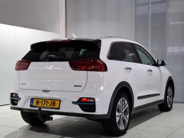 KIA e-Niro ExecutiveLine 64 kWh meest luxe uitvoering / unieke KM stand / Eerste eigenaar / NL auto !