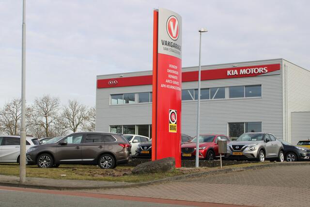 KIA e-Niro DynamicLine 64 kWh *¤2000 Subsidie Beschikbaar* - Navigatie - Adaptief Cruise Control - Climate Control - Apple/Android Carplay - Fabrieksgarantie Tot 2029