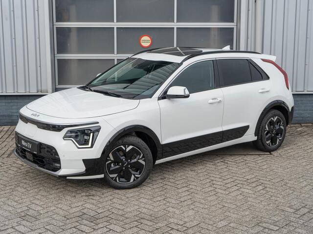 KIA e-Niro EV Plus 64.8 kWh | Snel leverbaar | Subsidie mogelijk! SEPP ¤2950,- | Bestelbaar | Navigatie | Carplay | Adapt. Cruise | Climate | Keyless | Camera