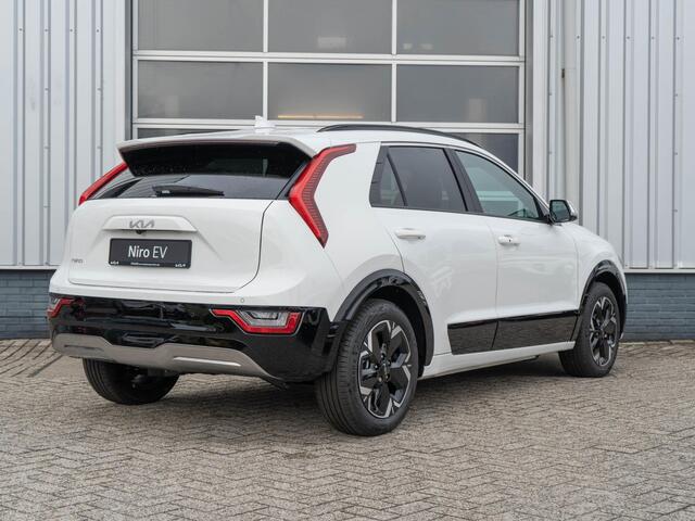 KIA e-Niro EV Plus 64.8 kWh | Snel leverbaar | Subsidie mogelijk! SEPP ¤2950,- | Bestelbaar | Navigatie | Carplay | Adapt. Cruise | Climate | Keyless | Camera