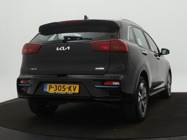 KIA e-Niro DynamicLine 64 kWh * ¤2000 Subsidie beschikbaar* - Apple CarPlay/Android Auto - Achteruitrijcamera - Adaptieve Cruise Control - Navigatie - Climate Control - Fabrieksgarantie tot 04-2029