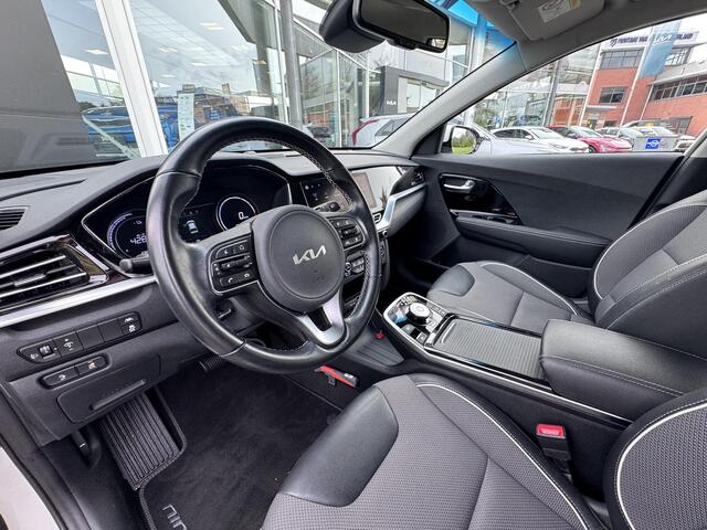 KIA e-Niro DynamicLine 64 kWh | NU 2.000 EURO SUBSIDIE | Navigatie | Afneembare Trekhaak | Enz...