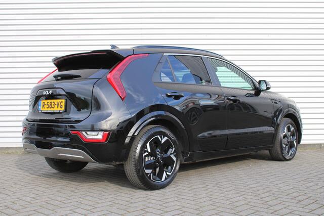 KIA e-Niro EV DynamicPlusLine 64.8 kWh | 17" LM | Airco | Cruise | Navi | Camera | Trekhaak |