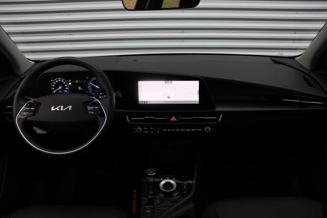 KIA e-Niro EV DynamicLine 64.8 kWh | Navi | Airco | Cruise | Camera | 17" LM | ¤ 2000 subsidie mogelijk |