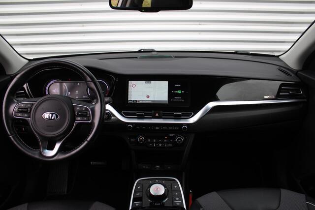 KIA e-Niro DynamicLine 64 kWh | Airco | Cruise | Navi | Camera | 17" LM |