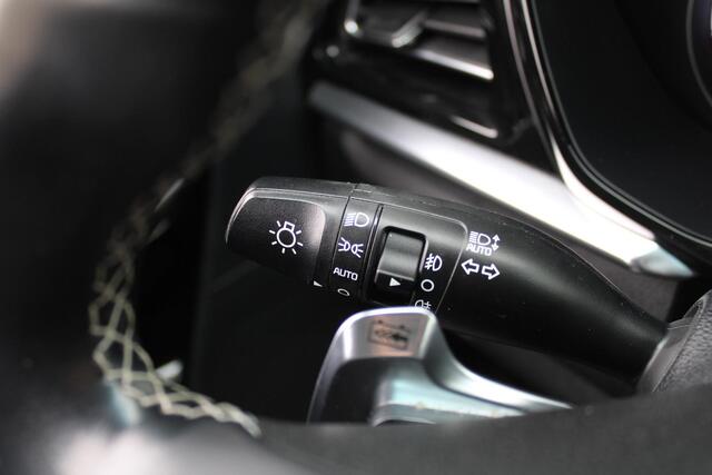 KIA e-Niro DynamicLine 64 kWh | Airco | Cruise | Navi | Camera | 17" LM |