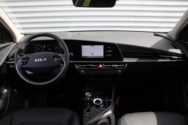 KIA e-Niro EV DynamicPlusLine 64.8 kWh | Airco | Navi | Camera | Cruise | 17" LM | PDC |