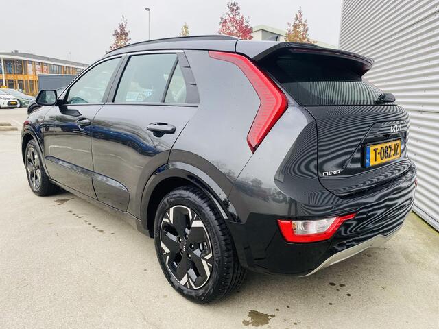 KIA e-Niro EV DynamicLine 64.8 kWh Navi | Clima | Adaptieve Cruise | Camera | PDC | DAB+