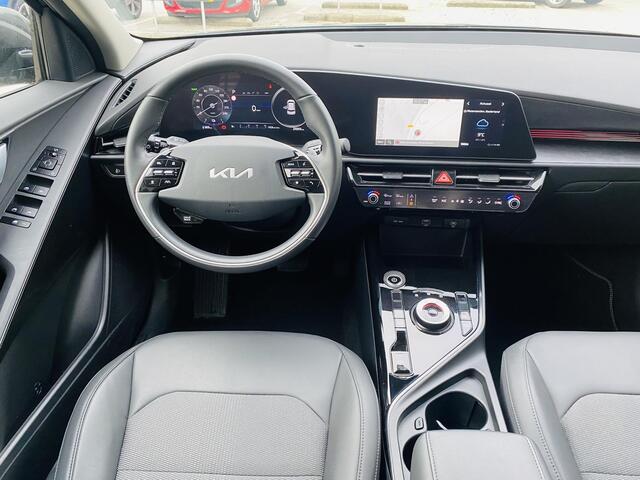 KIA e-Niro EV DynamicLine 64.8 kWh Navi | Clima | Adaptieve Cruise | Camera | PDC | DAB+