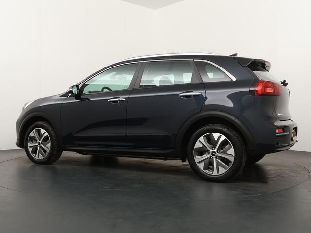 KIA e-Niro DynamicLine 64 kWh - Apple CarPlay/Android Auto - Achteruitrijcamera - Parkeersensoren - Navigatie - Farbieksgarantie tot 05-2029