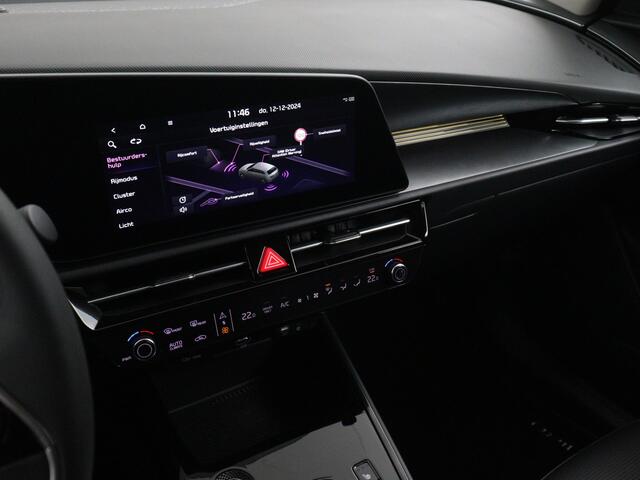 KIA e-Niro EV Edition Advanced 64.8 kWh | Snel leverbaar! | Navigatie | Parkeercamera | Verwarmde voorstoelen | Stuurwiel verwarmd |
